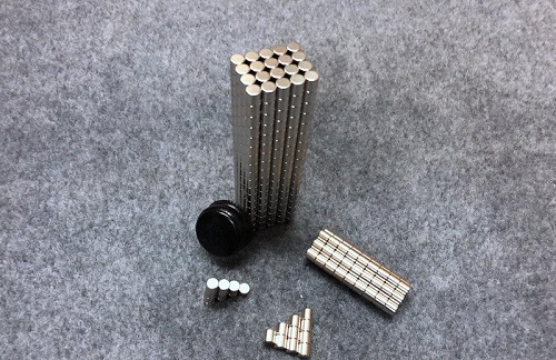 How to Distinguish the Performance of NdFeB N35-N52 Magnets?